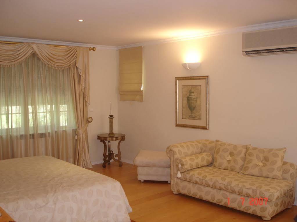 אזייתאו Villa Oasis מראה חיצוני תמונה