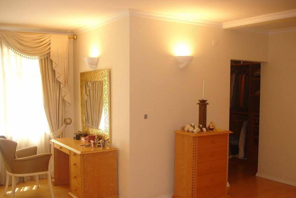 אזייתאו Villa Oasis מראה חיצוני תמונה